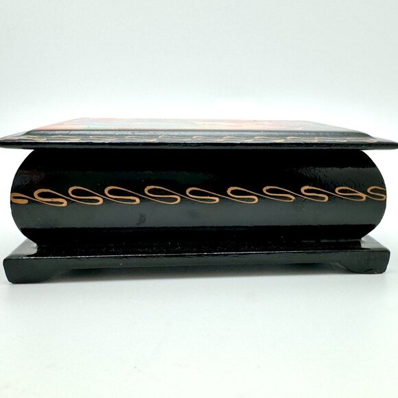 Russian Palekh Hand Painted Lacquer Trinket Box  Woman Blue Dress Design Vintage - Picture 7 of 9